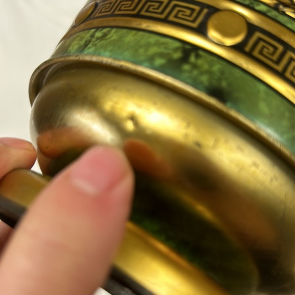 Vintage faux green marble KAISER COFFEE pedestal tin with Mythological design - Picture 8 of 8